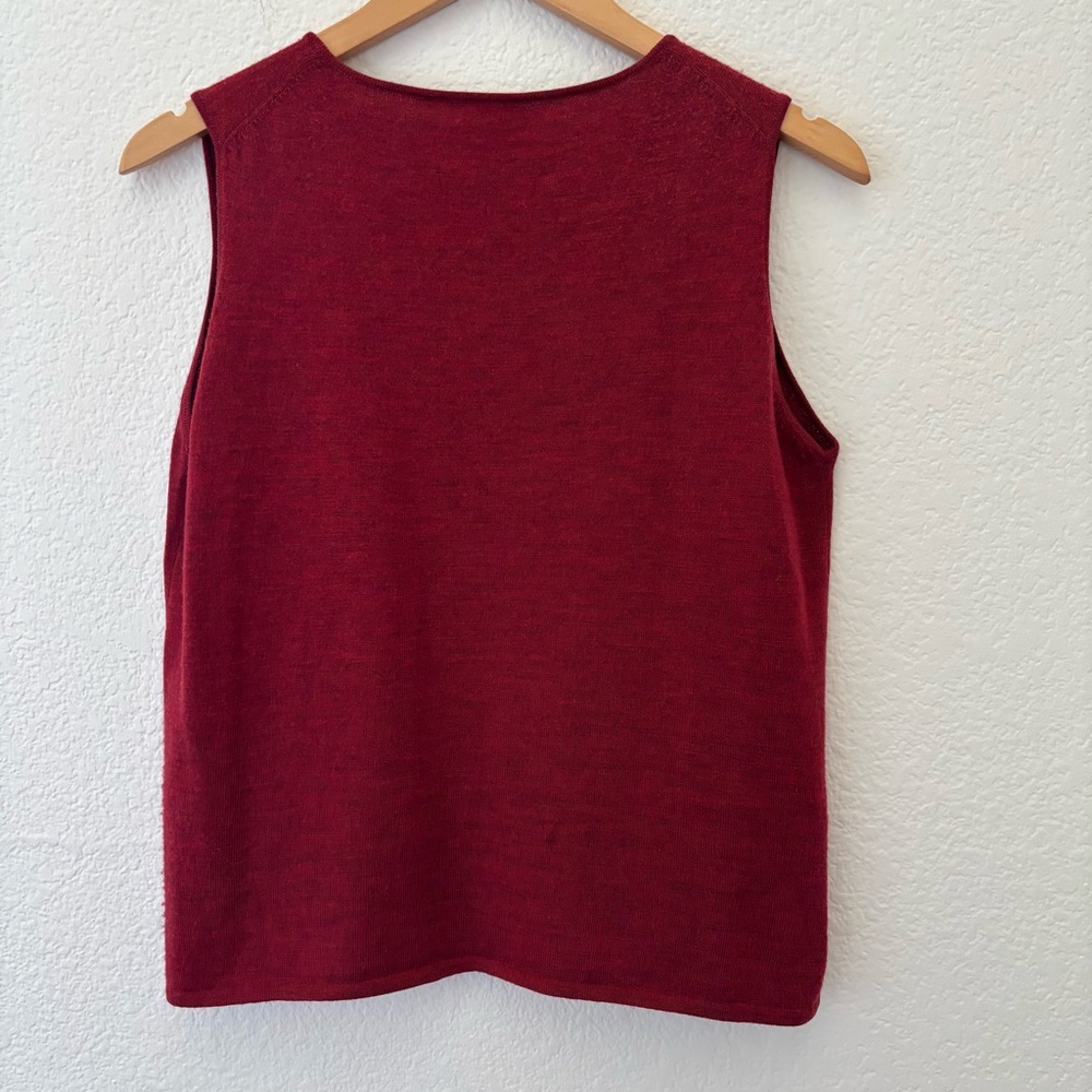 Eileen Fisher maroon 100% Merino wool tank top sleeveless size medium - Picture 3 of 4